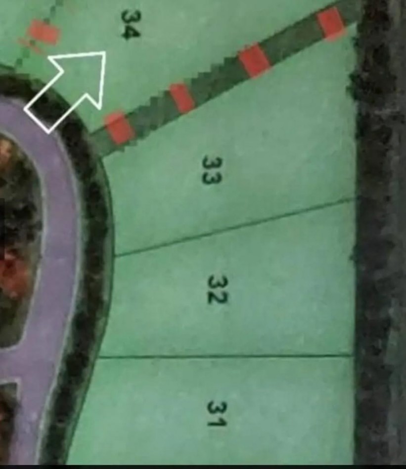 2 Lotes unificados en barrio privado