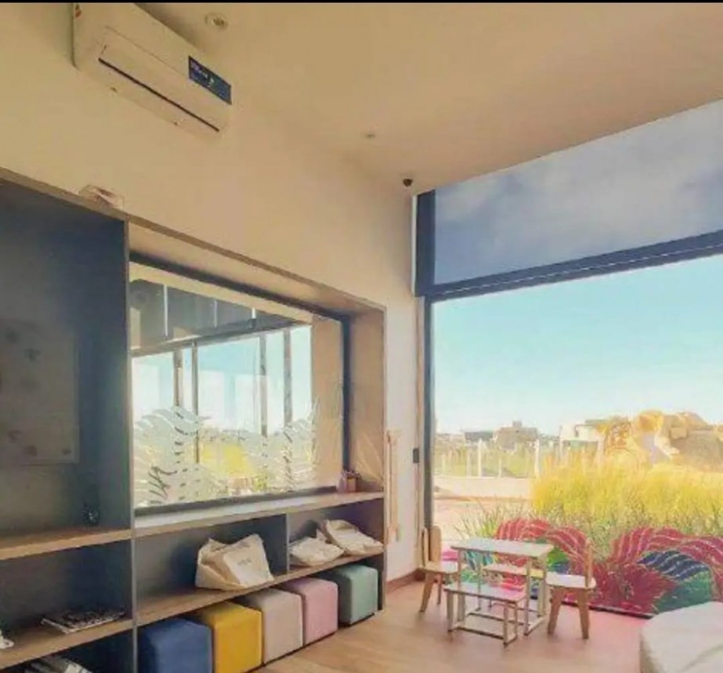 2 Lotes unificados en barrio privado